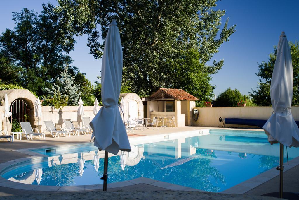 Le Manoir Saint Jean Hotel ภายนอก รูปภาพ