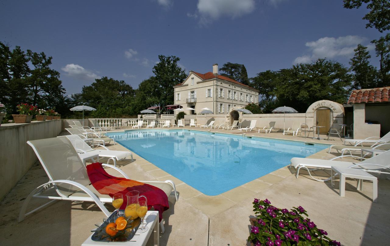 Le Manoir Saint Jean Hotel ภายนอก รูปภาพ